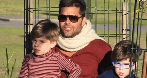 рики мартин с детьми