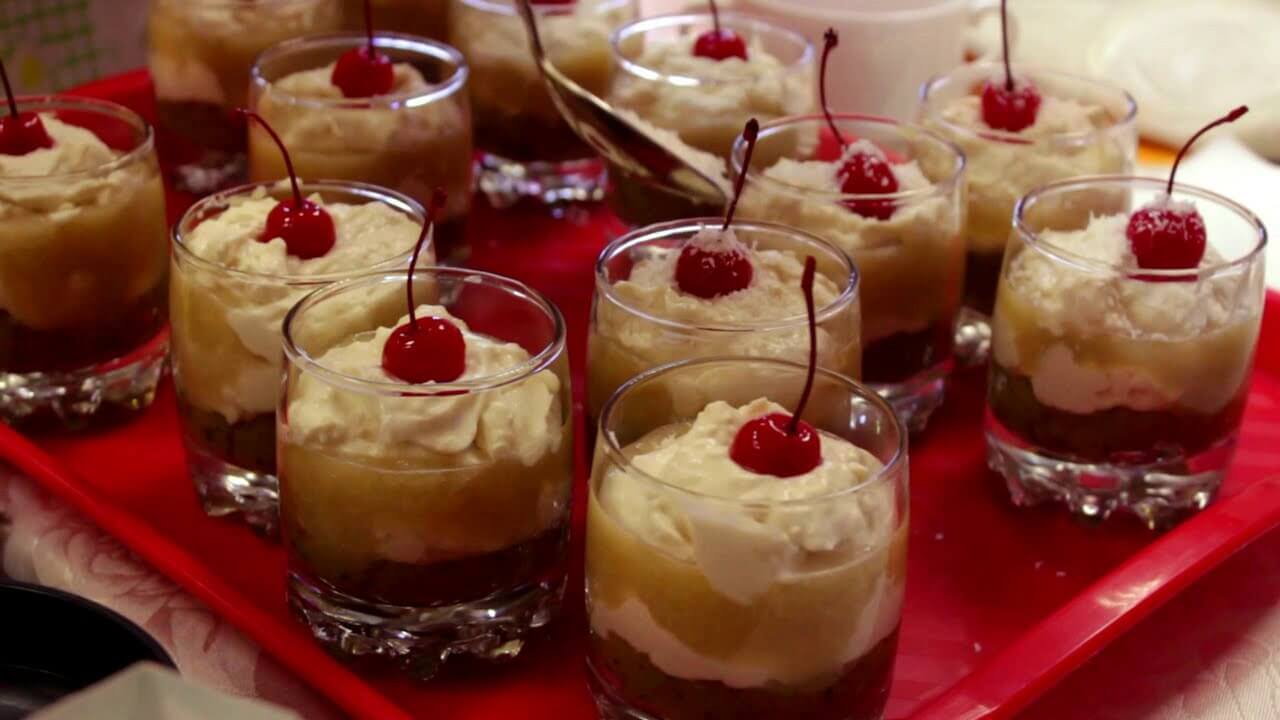 Клубнично-творожный десерт на 5 минут