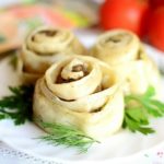 Тушеные манты с мясом «Розочки»